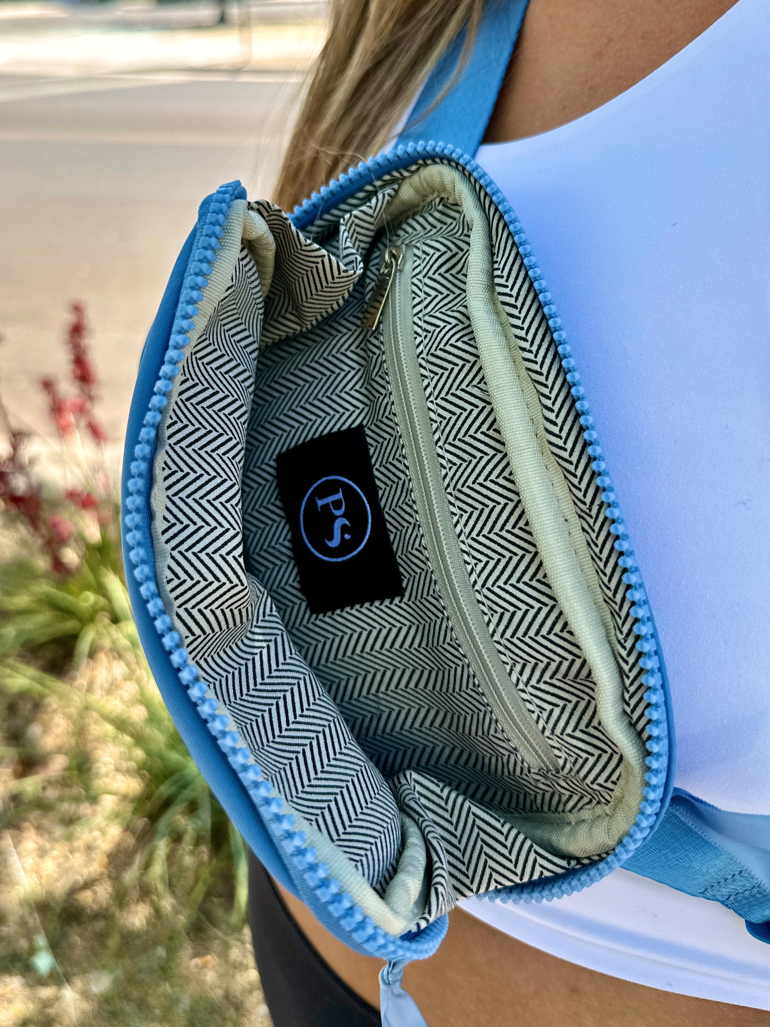 Nylon Bum Bag - Blue – Be Queen. LLC