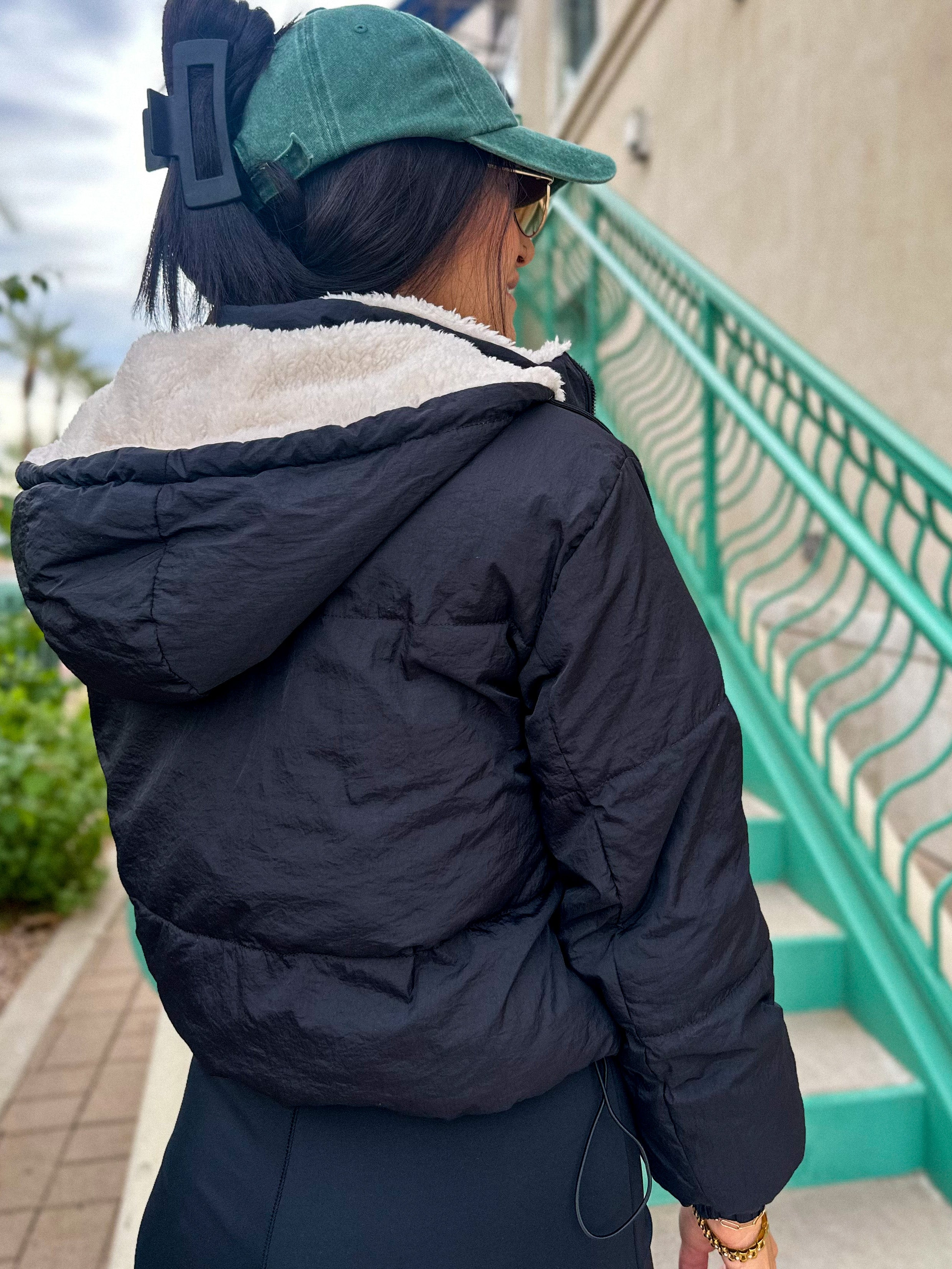 Women's black reversible soft sherpa down puffer crop jacket
