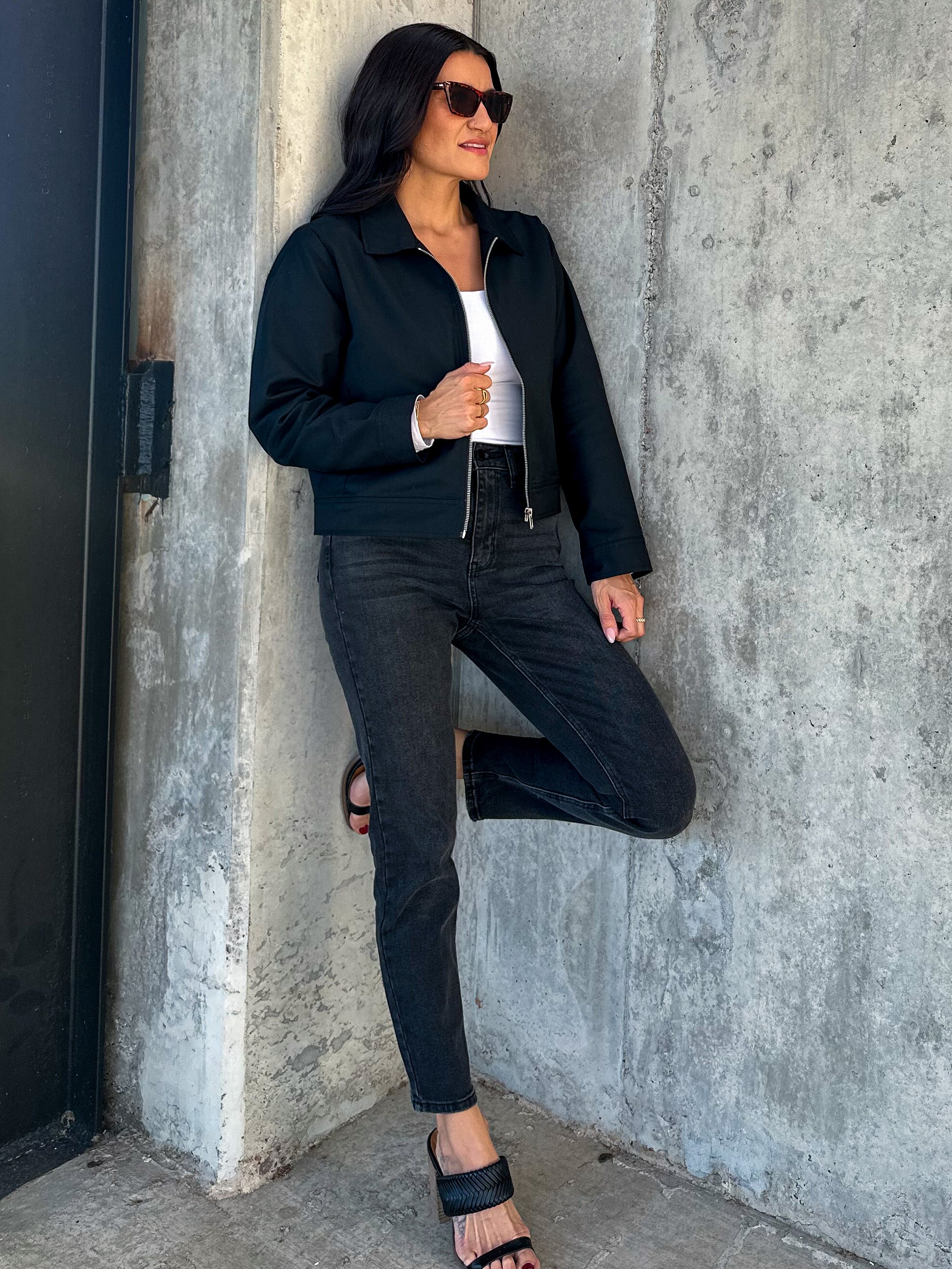 Women's everyday classy basic zip up black jacket